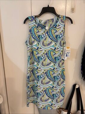 Lulu B new colorful sleeveless dress UPF 50,size M